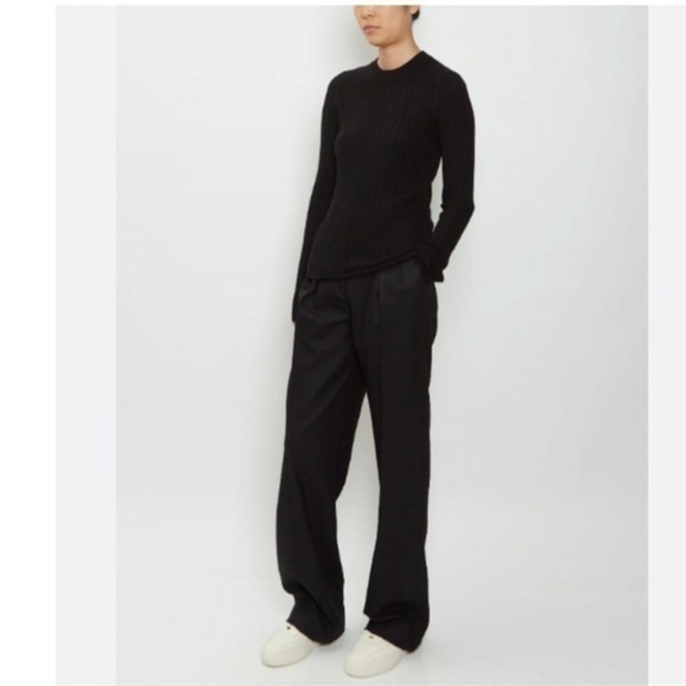 Loulou Studio Sweater Dapa Ribbed Cashmere Crewneck in Black